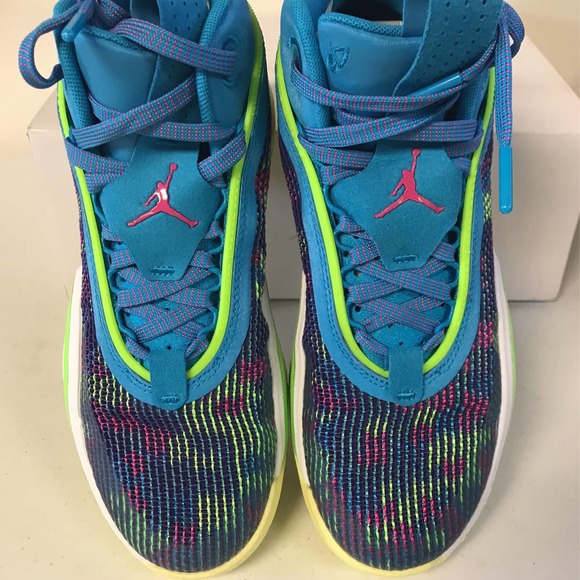 Nike Air Jordan XXXVI Luka (GS) Basketball Boys Shoes, Size 6.5y, Blue - Picture 7 of 11